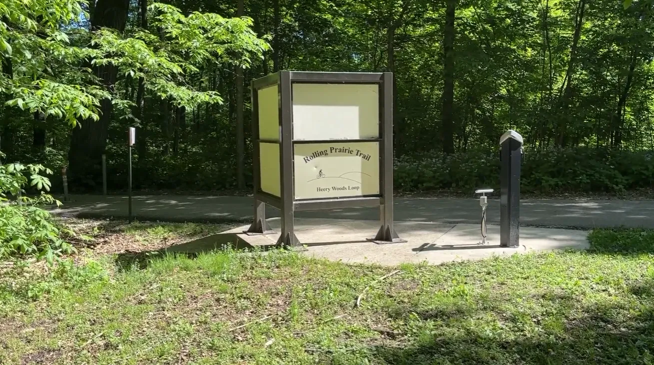 The Rolling Prairie bike trail trailhead at Heery Woods